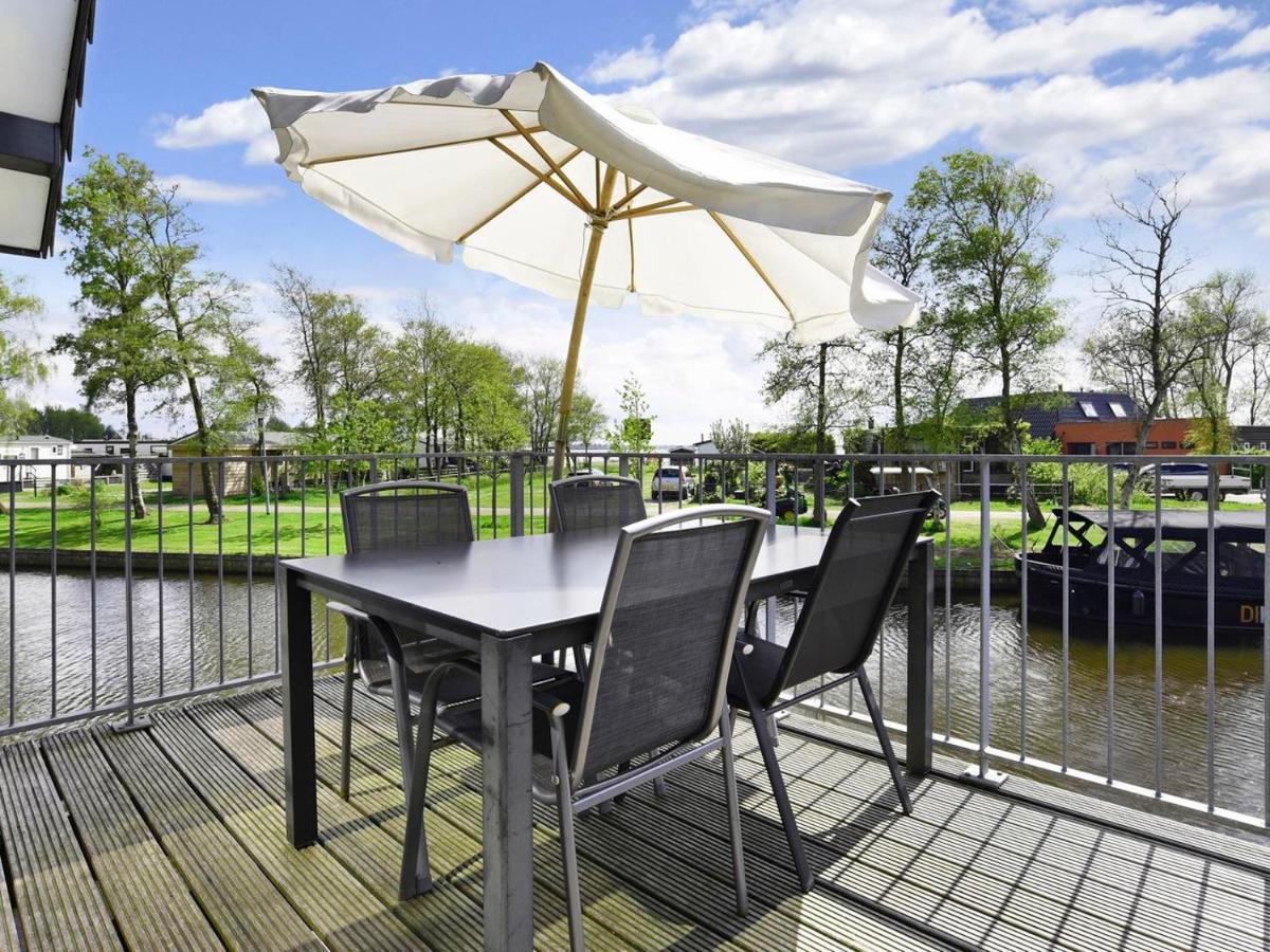 Landal Waterpark Sneekermeer Hotel Terherne Habitación foto